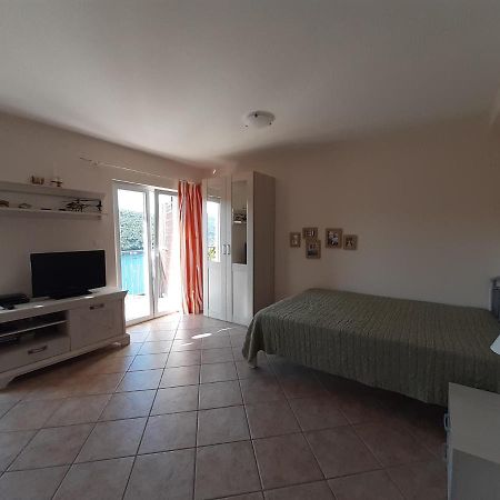 Suntime Apartment Tivat Kültér fotó